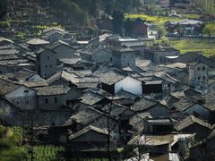 -高荡千年布依古寨旅游景区