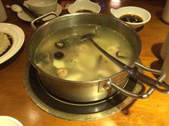 黑鸡小馆(远大路店)-黑鸡小馆(金源店)