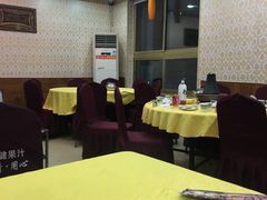 大堂-清真·马家火锅美食城(镇江北路店)