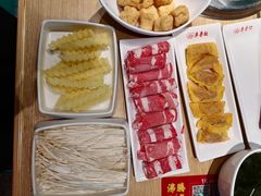 -季季红火锅(新建新城吾悦店)