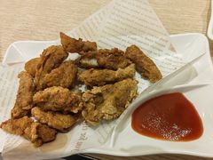 -佰搭果·广式茶餐厅(西华路店)