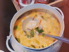 虾球冬阴功汤-大头虾越式风味餐厅(光明广场店)