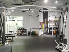 -汗水空间私教健身连锁(SM广场店)