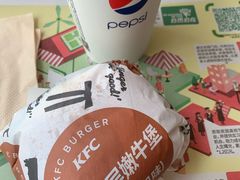 芝士汁汁嫩牛堡单人餐-肯德基(布吉老街店)