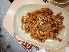 干炒牛河-百家鸡味馆(清泰店)