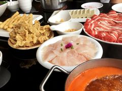 -重庆小天鹅自助火锅店(空港跨境店)
