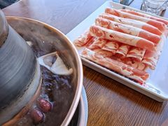-楼外楼大刀肉传统火锅居(博学路店)