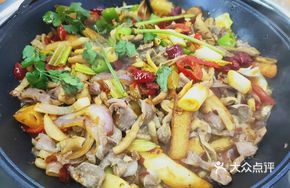 Pickled Pepper Chicken Offal Pot