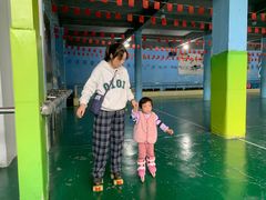 -顺德大良半月城游乐场