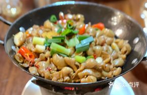 Spicy Pork Intestine Pot