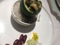 青柠檬酸辣眼睛螺-闻见中国海南菜(K11店)