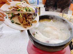 -墨脱石锅椰子鸡•海鲜糟粕醋(榆亚路店)