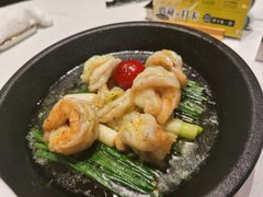 椒麻鲜虾春卷-许家菜.艺创菜(仁和新城店)
