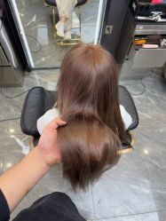 -藤野造型烫染·漂发