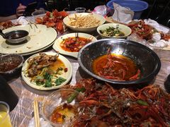 -巴厘龙虾·榜首油焖大虾(音乐学院·沿江酒馆店)