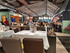 大堂-稻香酒家·34年老字号·港式粤菜(汉街店)