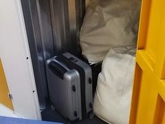 -安东易迷你自助仓储寄存仓库(顾戴路店)
