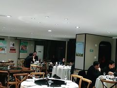 大堂-好兄弟郭巨海鲜(天一阁店)