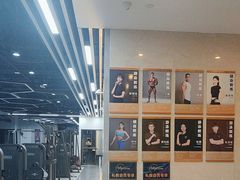 -跃动游泳健身俱乐部(新华传媒店)