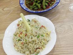 -江城燕子大排档(江汉路步行街店)