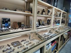 -棱石眼镜(CP静安店)