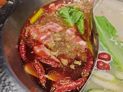 -东巴婆婆云南鱼豆花火锅(大东门店)