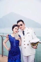 点击看大图 upload_pic-天长地久婚纱摄影