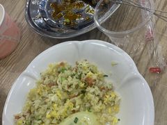 -江城燕子大排档(江汉路步行街店)