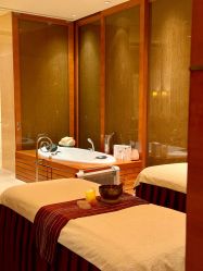 -青岛香格里拉·氣水疗中心