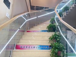 -丝念美发·专注烫染
