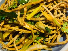 凉拌豆腐丝-肠王卤煮(西单食宝街店)