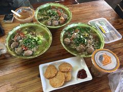 -周记蟹仔粉(侨港风情街店)
