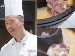 -彩云天云南餐厅
