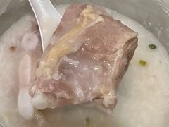 招牌猪骨粥-权记骨粥