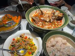 -费大厨辣椒炒肉(高铁吾悦广场店)