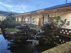 -庭苑美食中心·陈皮烧鹅·海鲜(台山店)