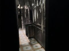 -荒岛实景沉浸密室(江汉路1店)