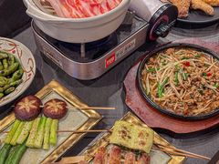 -吉屋·炭烧酒场·秋冬功夫奶汁河豚鱼锅