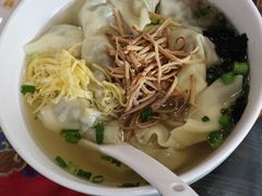 -笑来喜馄饨小笼工坊(通扬路店)