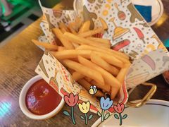 -Famous肥猫墨西哥音乐餐吧(五棵松华熙LIVE店)