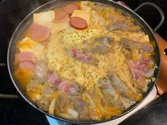 -炙韩料理·部队锅专门店