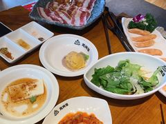 -万兴佳烤肉·长白山老味道(东岸里店)