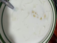 -黄师奶甜品店