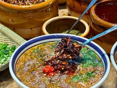 -云阿蛮云南生烫牛肉米线(奉贤路店)