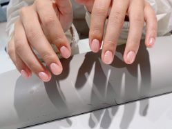 -丽心自助美甲美睫