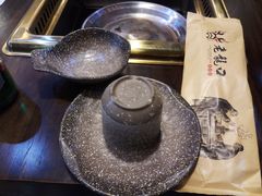 餐具摆设-臻馆小龙虾