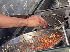 -黑色经典臭豆腐·湖南特产(步行街店)