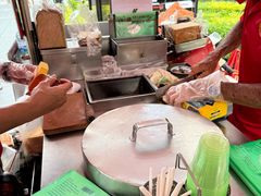 -詹爷爷乌节路街头冰淇淋