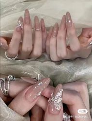 -丽心自助美甲美睫