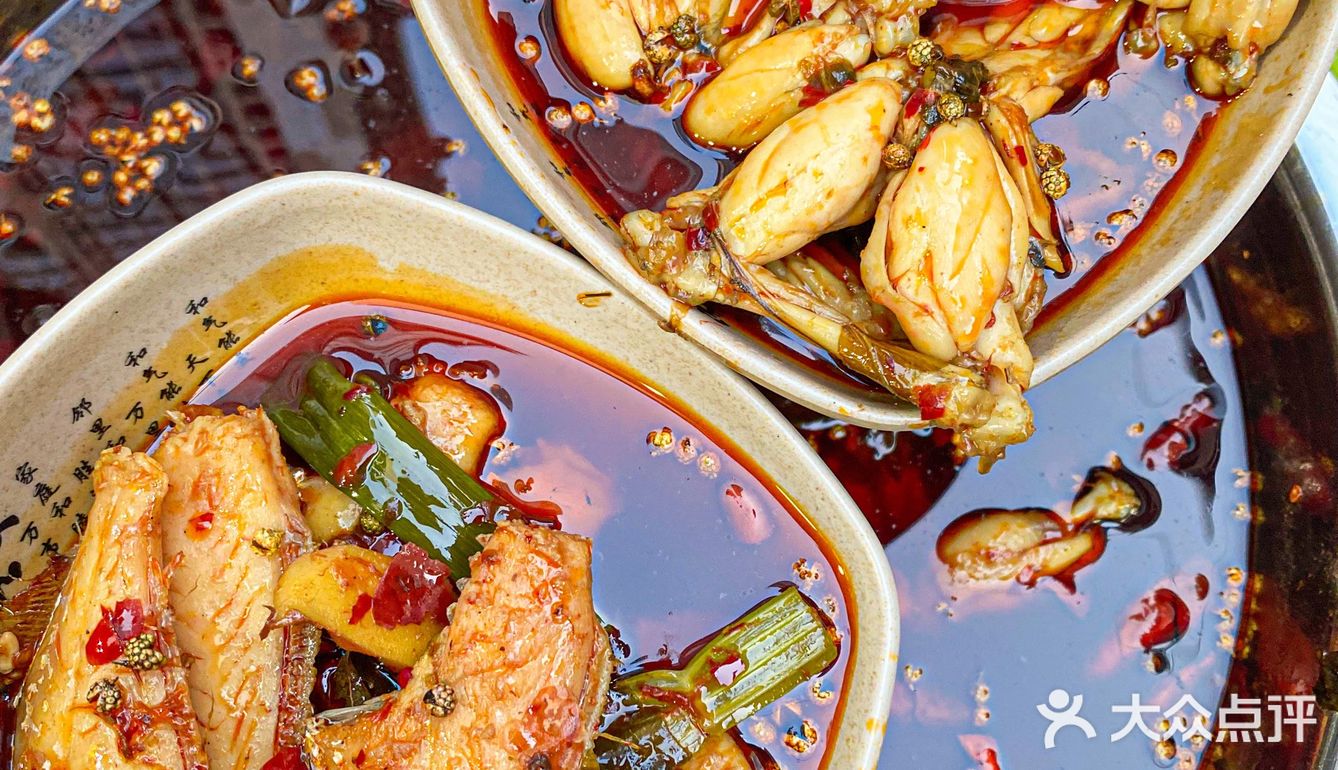 重庆｜巷子里的美蛙鱼 麻辣鲜香超过瘾‼️